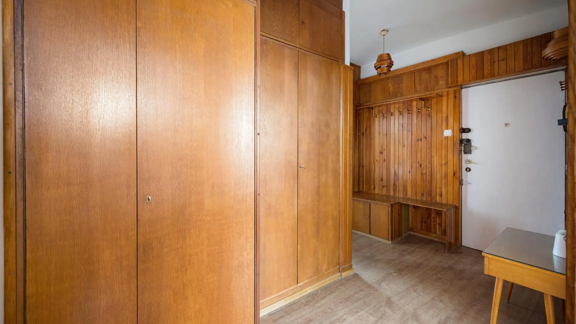 Old Town 3-Bedroom Apartment Warsaw