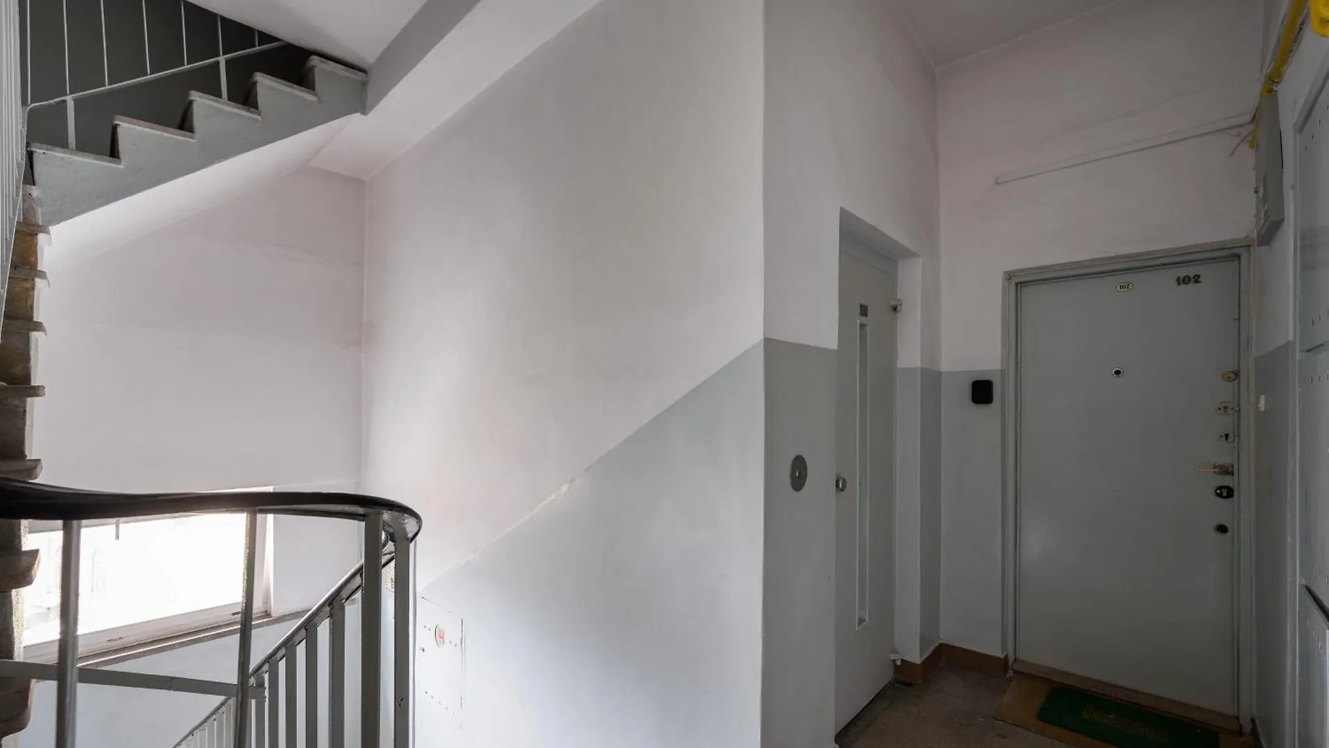 Old Town 3-Bedroom Apartment وارسو